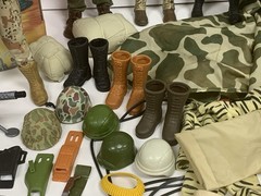 Vintage 1990’s 12″ GI Joe Mixed Lot Action Figures Case Weapons Accessories