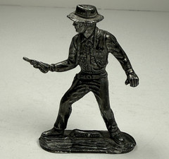 Vintage Lot Of 5 Western Metal Figures Jesse James, Wyatt Earp, Billy the Kid