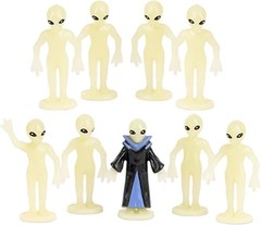 Itty Bitty Aliens (Bag of 9) Glow in Dark Statue UFO Figurines – Archie McPhee