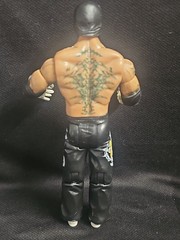 JAKKS PACIFIC 2005 WWE REY MYSTERIO ACTION FIGURE BLACK/YELLOW PANTS SUPER RARE