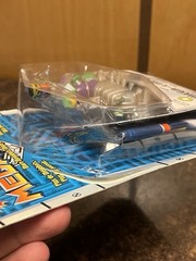 NEW 2001 Hasbro Medabots Mega-Emperor Figure Toy w Die Poster & Card