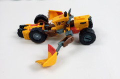 2004 TRANSFORMER SCOOP or BULLDOZER Hasbro Takara Yellow Black