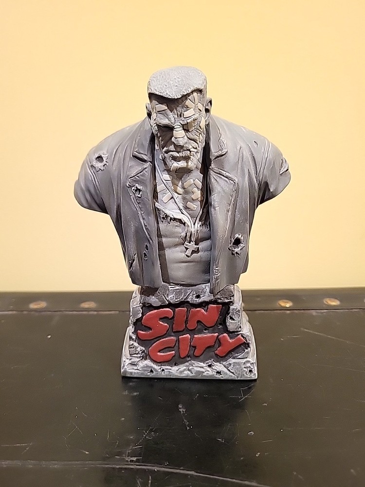 Frank Miller’s Sin City MARV Dynamic Forces Mini Bust Ltd Edn 299/650 Preowned