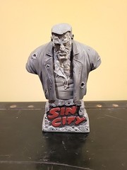 Frank Miller’s Sin City MARV Dynamic Forces Mini Bust Ltd Edn 299/650 Preowned