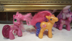 Hasbro My Little Pony Lot of Six (6) Ponies with Molded Tails Brushable Manes
