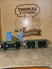 BREAKDOWN TRAIN CRANE ! THOMAS FRIENDS TRAIN Diecast TAKE N PLAY ALONG Card