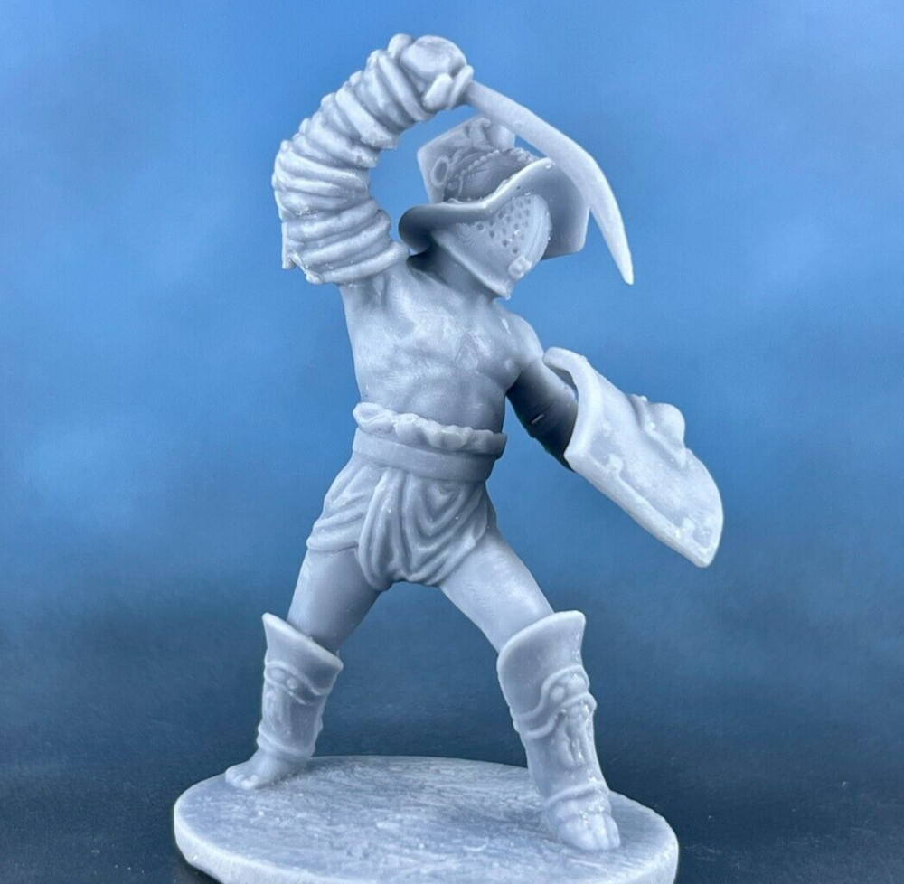 Warrior Art: Handcrafted Gladiator Resin Figurine 60mm Collectible Sculpture