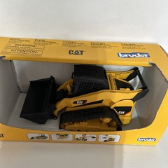 Bruder 1:16 SKID STEER LOADER Caterpillar CAT Sandbox SCOOP Vehicle box 10