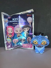 KPop Demon Hunters Derpy Tiger Figural Bag Clip Mystery Series 1 Monogram