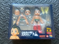 Medicom Toy MAFEX 145 Astro Boy Atom Ver. 1.5 Action Figure – No.145 Japan