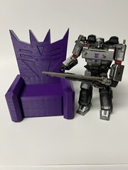 Transformers War for cybertron Earthrise Siege Throne Megatron Fig not Incl