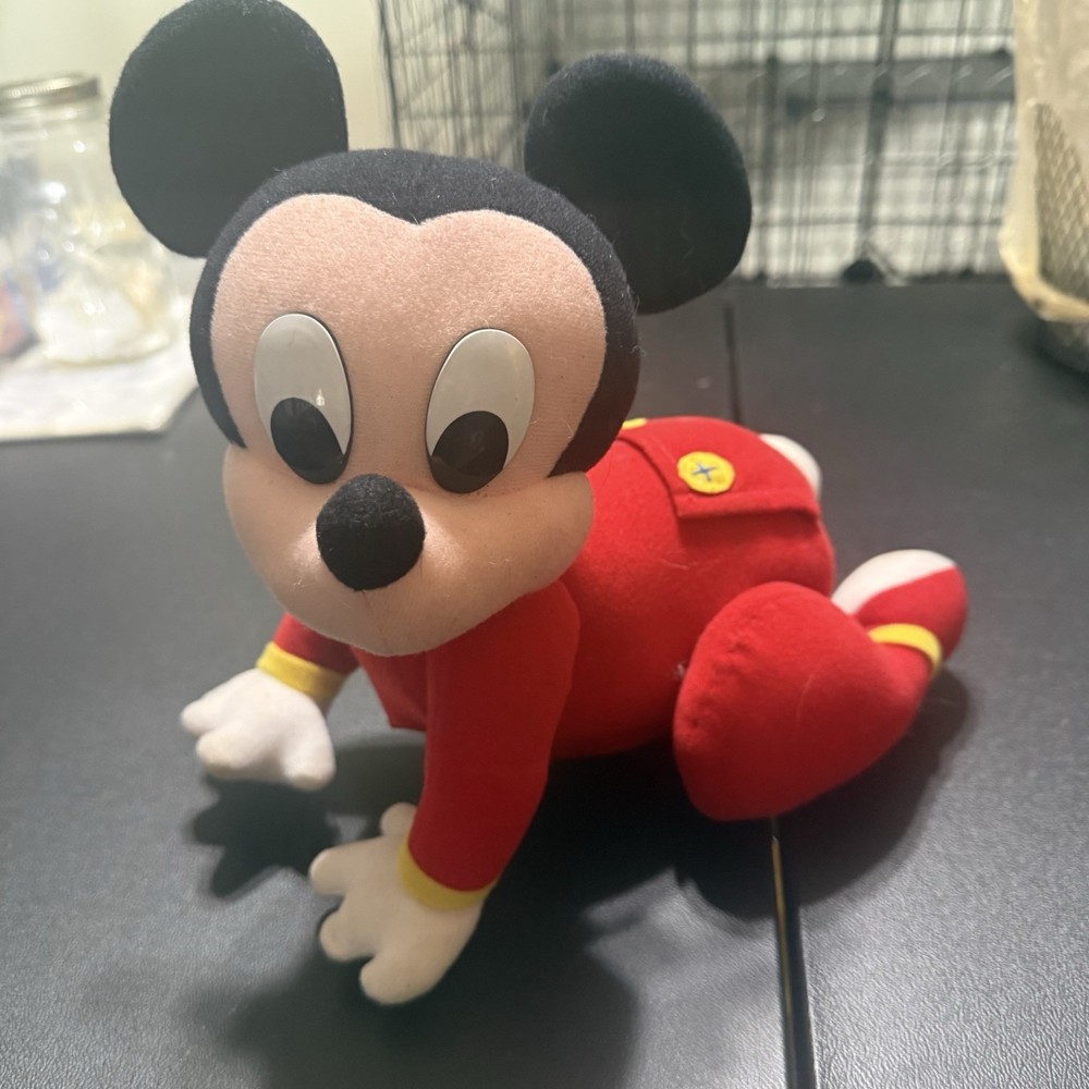 Vtg Disney Crawling Battery Operated Baby Mickey Mouse in PJs 1995 Plush WORKS