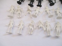 Vintage, 1960’s?, Astronauts, Plastic figures (22 white, 17 black)