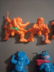 Army Ants Figures – 9 Vintage Lot Orange Blue, Hasbro. Do not have rubber Butts