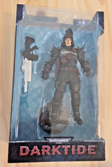 Traitor Guard Darktide Warhammer 40000 – 7 Inch Action Figure Wave 6