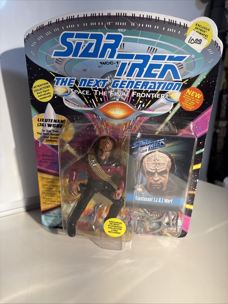 Playmates 1993 Star Trek The Next Generation Lieutenant Worf Action Figure