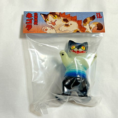 Konatsuya Devilman Negora sofubi glow-in-the-dark cat kaiju soft vinyl figure