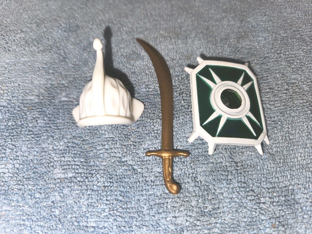 Golden Girl Galoob JADE PARTS LOT Helmet Shield Sword