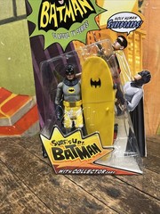 BATMAN 1966 CLASSIC TV SERIES SURFS UP BATMAN FIGURE MOVIE RETRO DC COMICS NECA