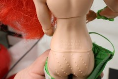 Mattel DC Super Hero Girls 2015 Pooison Ivy Batman Viallan Doll 12″ posable