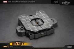 1918: ZD Toys 1/10 Suit-up Gantry with Iron Man MK4 Action Figure Bundle Set