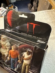 Funko IT Action Figure 3-Pack Pennywise Stan Mike Horror Stephen King Movie Read