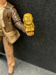 Hasbro Indiana Jones Action Figure 3.75″ w/Accessories INDY With IDOL 2007 MINT