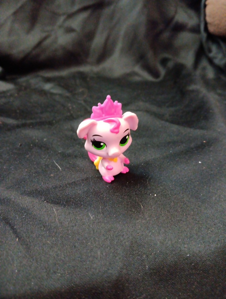 Disney Princess Palace Pets Series 4 Whisker Haven Truffles Pig Toy Cake Topper