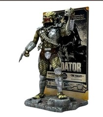 Predator – 9in Deluxe Vinyl Statue By Culture Fly Studios. NIB