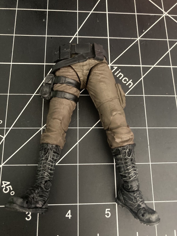 McFarlane Toys DC Multiverse GRIFTER L&R LEGS and CROTCH w/TACTICAL BELT FODDER