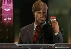 Sideshow Exclusive Hot Toys Two Face 2.0 MMS546 Harvey Dent Dark Knight NEW MISB