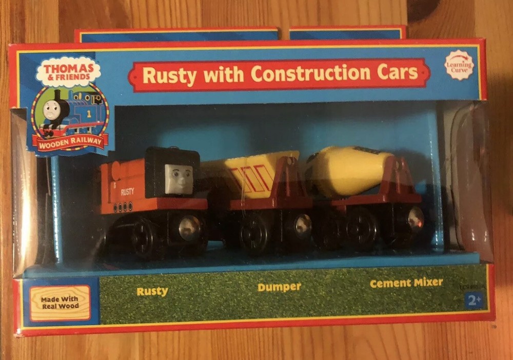 2006 Learning Curve Wooden Thomas Train Rusty with Construction Cars! NEW!