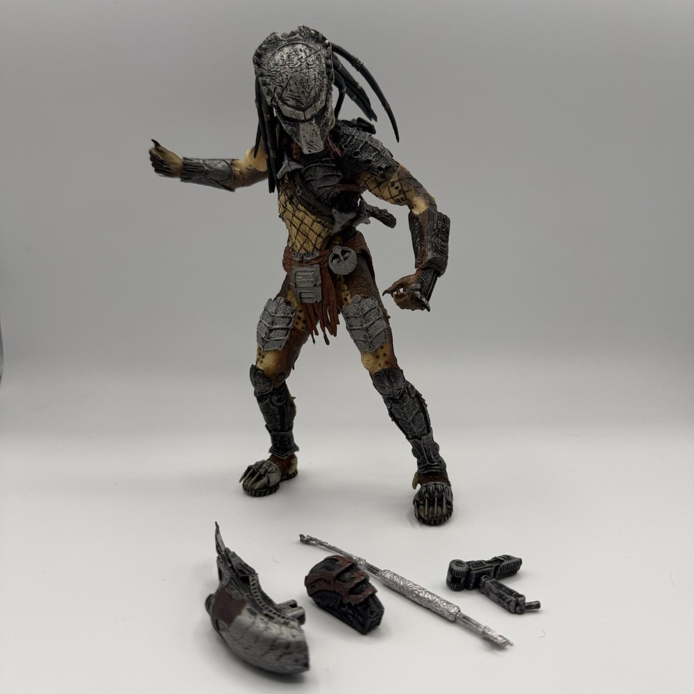 NECA AVP Aliens vs Predator Requiem Wolf Predator Masked Loose Complete 2008