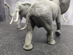 Vintage 1984 Imperial Elephant Lot of 2 12 x 7″ Vinyl Plastic *1 Tusk Broken*