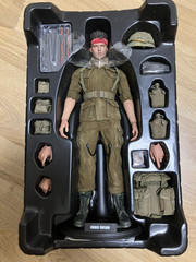 1/6 Hot toys Platoon Bob Barnes Sergeant. Chris Taylor sets