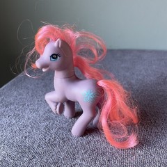 Petal Blossom Hasbro Vintage G2 My Little Pony 1997