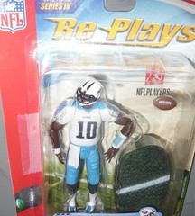 VINCE YOUNG Tennessee Titans Gracelyn Re-Plays NFL 5″ Series 4 READ SEE PICS