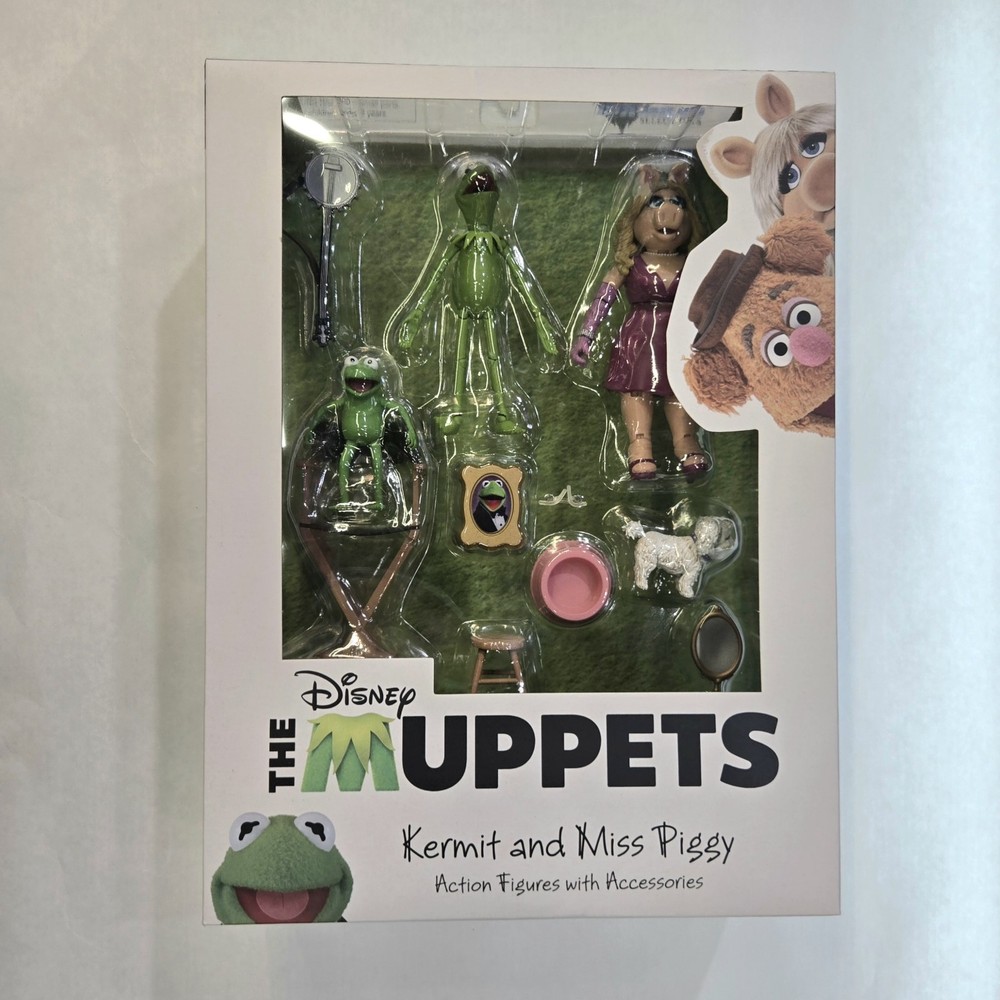 NEW Diamond Select Toys Disney The Muppets KERMIT and MISS PIGGY Action Figures