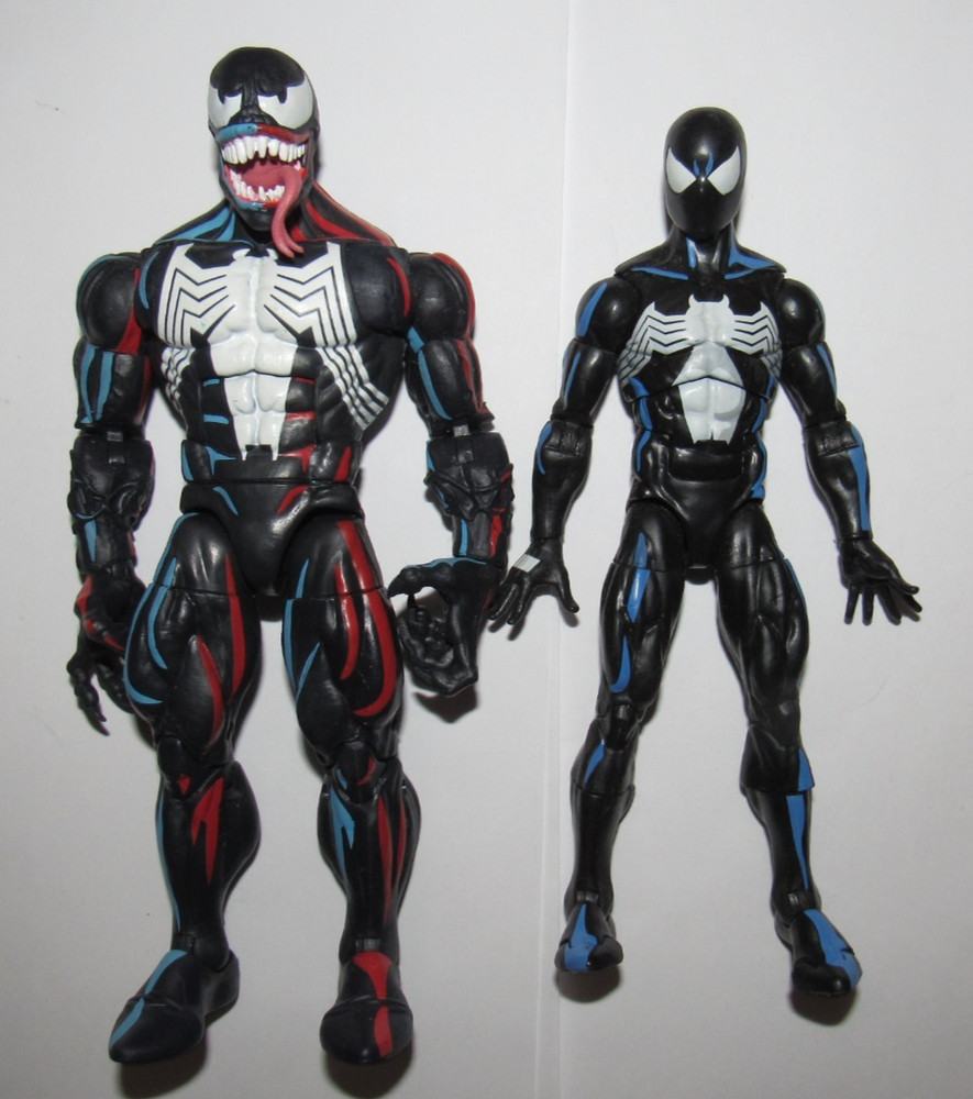 Marvel Legends figure lot Pulse Symbiote Spider-Man & Venom VHS