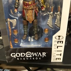 McFarlane Elite Edition #14 God of War RAGNAROK Kratos Action Figure IN HAND