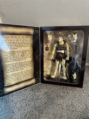 Savage Crucible Shield Of D’Zaera – Harvinger Studios – Sealed 1/12 Boxed Figure