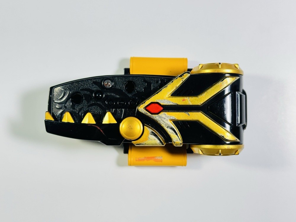 Bandai Power Rangers Dino Thunder Black Ranger Dino Commander Morpher (2003)