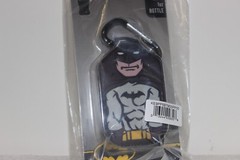 BATMAN ESSENTIAL BOTTLE KEYCHAIN WITH 1 OZ BOTTLE -NEW, SEALED-