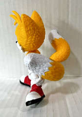 JAKKS Sonic The Hedgehog–TAILS–Articulated Action Figure 4in–pre-owned