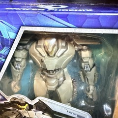 Bandai Robot Spirits Pacific Rim Uprising Bracer Phoenix Sealed