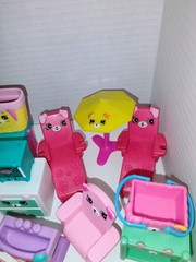 Shopkins 90 Piece Lot Mini Brands & 37 Piece Furniture Moose Enterprise