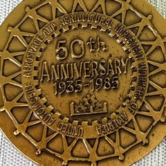 Unbranded Gold and Brown Collectibles