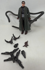 Hasbro Marvel Legends Series Doc Ock 6″ Action Figure Complete
