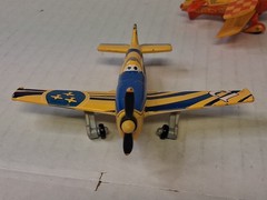 Disney Pixar Planes Diecast Lot Of 2 Sun Wing & Gunnar Viking No. 12