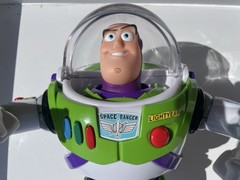 Disney Pixar Toy Story Talking Buzz Lightyear Action Figure 12” Wings. Works